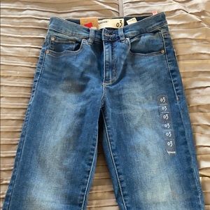 Women’s Size 03 Garage Jeans